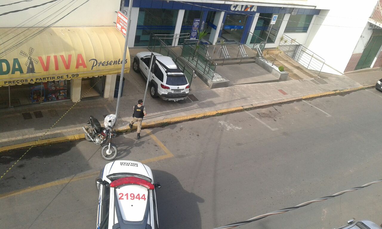 Assalto com reféns a Caixa Econômica em Campestre/MG