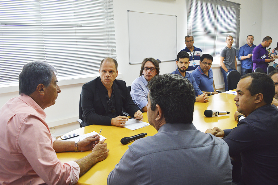 Prefeitura de Pouso Alegre assina contrato com nova empresa de transporte coletivo