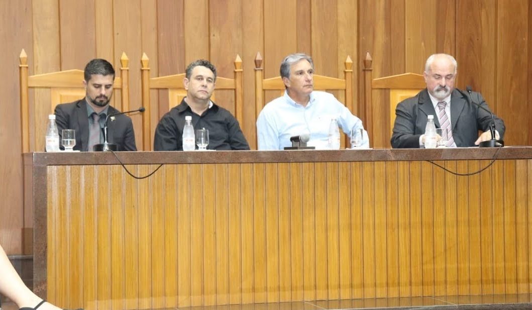 Toma posse o novo Conselho de Contribuintes de Pouso Alegre