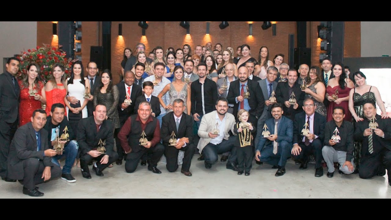 Noite empresarial Networking Day homenageia empresários de Pouso Alegre e Região