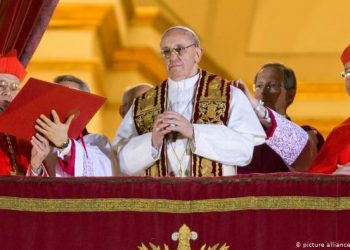 Na Missa do Galo, papa destaca amor “incondicional de Deus”