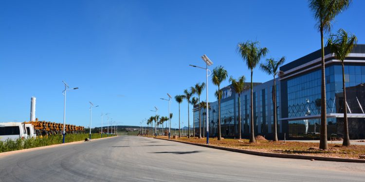 XCMG do Parque Industrial de Pouso Alegre é destaque da Revista Veja