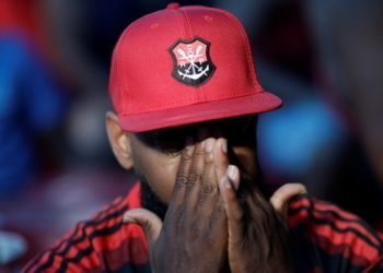 Com tantos elogios da imprensa, parece que Fla venceu Liverpool