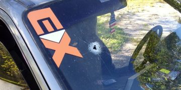 Homem morre ao ser baleado ao lado de namorada em Santa Rita de Caldas