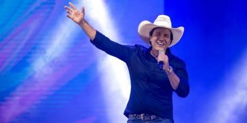 Cantor do Sul de Minas morre ao sofrer um infarto durante show em Uniflor