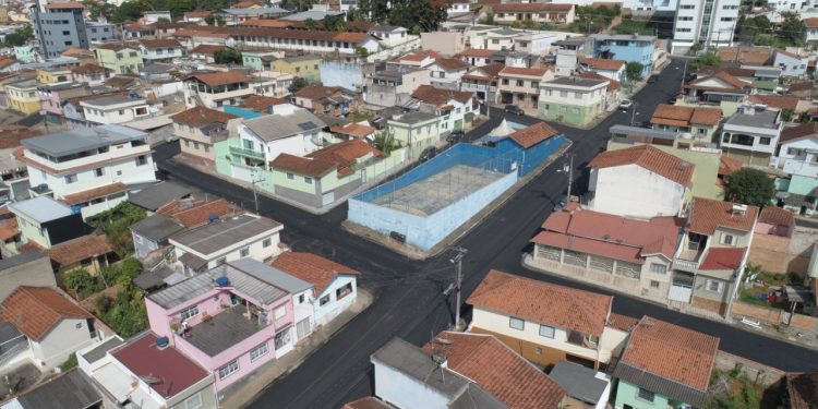 Obras de recapeamento em Pouso Alegre prosseguem em vários bairros