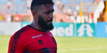 Atacante Gênesis do PAFC passa por cirurgia e é cortado do Módulo II