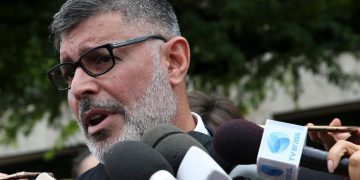 Alexandre Frota apresenta amanhã pedido de impeachment de Bolsonaro