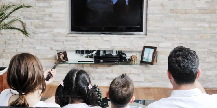 Filho de 18 anos mata pai a facadas em Muzambinho