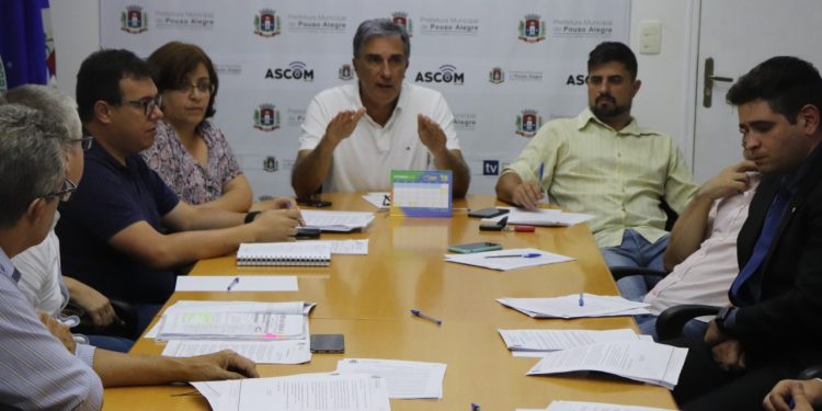 Pouso Alegre cria comitê de enfrentamento ao coronavírus e suspende aulas municipais