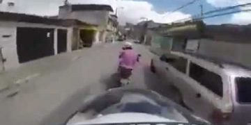 Homem e jovem são presos em Pouso Alegre por roubo a Posto de combustível