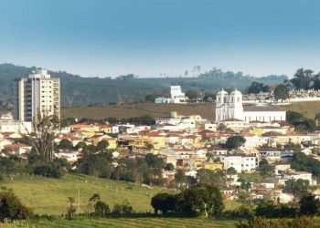 Filho de 18 anos mata pai a facadas em Muzambinho