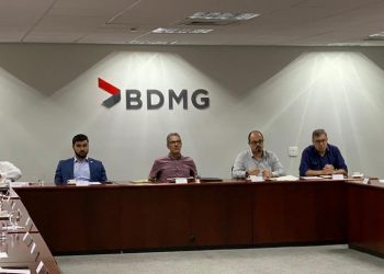 Contra coronavírus, Romeu Zema decreta suspensão de eventos oficiais