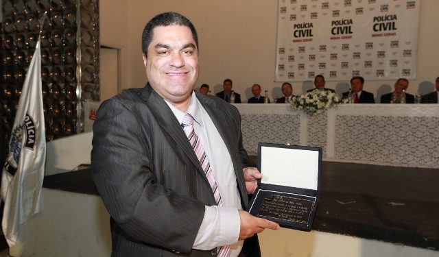 Delegado de Polícia José Walter afasta do serviço público para voltar à política