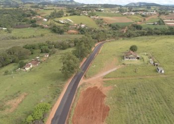 Estrada do Maçaranduba está em reta final de asfaltamento