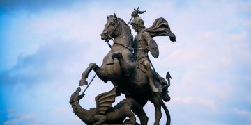 São Jorge é um Santo Católico, Anglicano ou Ortodoxo?