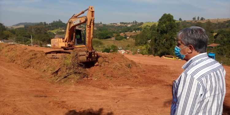 Começa em Pouso Alegre obras para construção de nova escola no Bairro São Cristóvão