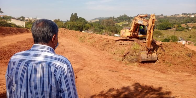 Começa em Pouso Alegre obras para construção de nova escola no Bairro São Cristóvão