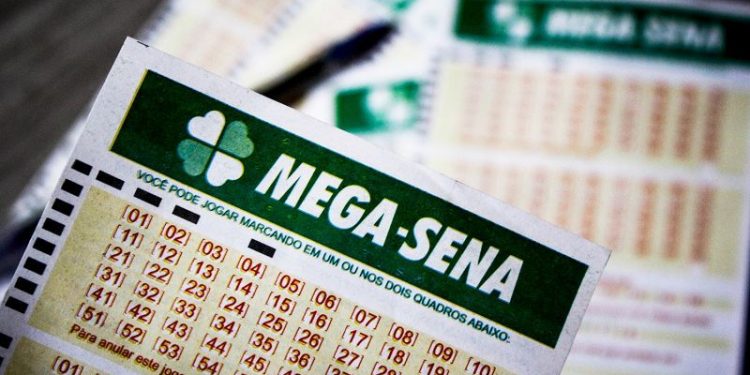 Mega-Sena acumulada sorteia R$ 32 milhões nesta quarta (17)