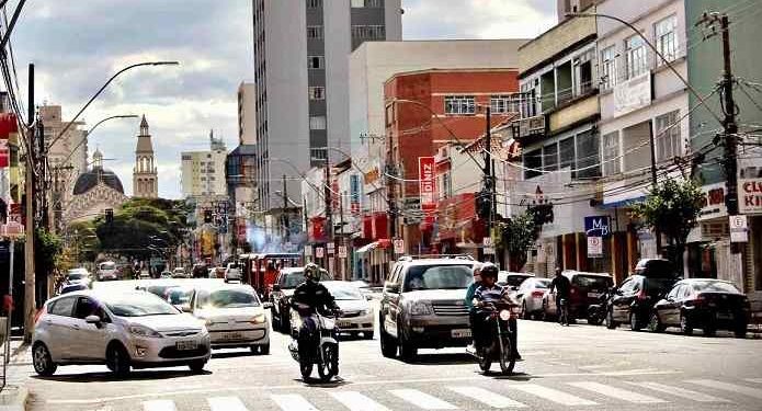 Em Pouso Alegre vendas do Dia dos Namorados foi de apenas 2% a pior dos últimos anos
