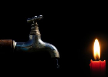 Lei de Bolsonaro veta corte de água e luz de sexta-feira a domingo