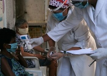 Lei de Bolsonaro veta corte de água e luz de sexta-feira a domingo