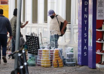 Prefeitura de Pouso Alegre dá início à fiscalização de ambulantes