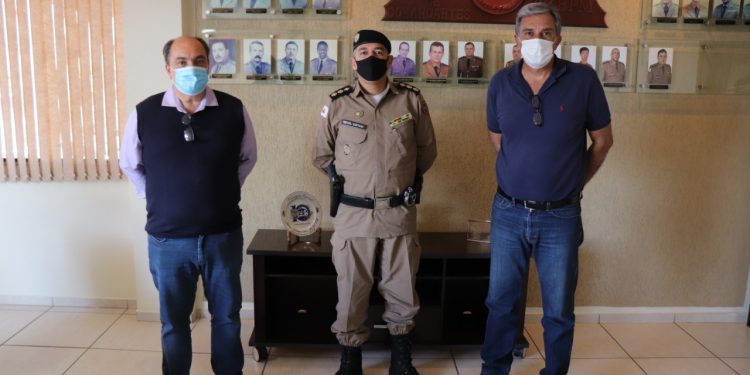 Prefeito de Pouso Alegre se reúne com Polícia Militar para traçar ações conjuntas