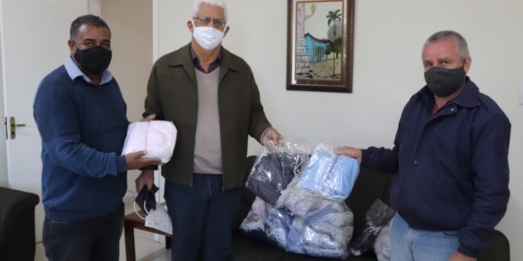 Pouso Alegre recebe doação de máscaras da Defesa Civil de Minas Gerais