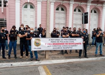 Protesto em Pouso Alegre contra proposta de Reforma da Previdência do Estado