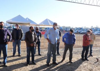 Em Pouso Alegre Ordem de Serviço para construção da Av. Faisqueira é assinada com o prefeito Rafael Simões