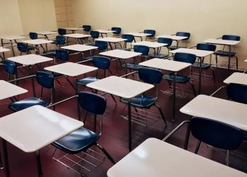 Aulas em MG presenciais serão afetadas após volta de regiões para onda amarela