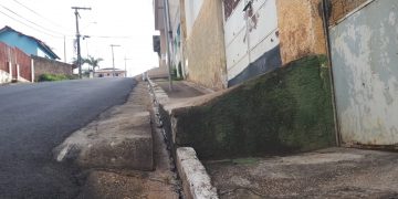 Calçadas são problema para mobilidade urbana em Pouso Alegre