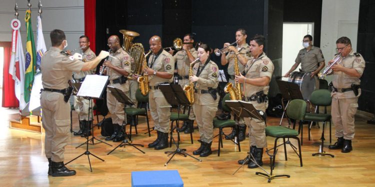 Coronel Oterson preside Solenidade de Passagem de Comando do 56º BPM