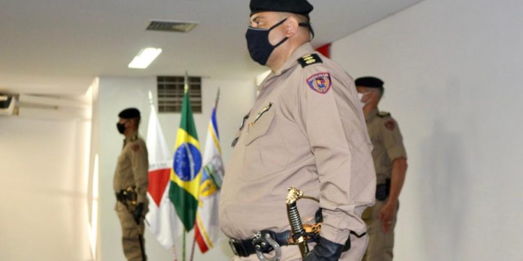 Solenidade de passagem de comando conjunta acontece em Pouso Alegre