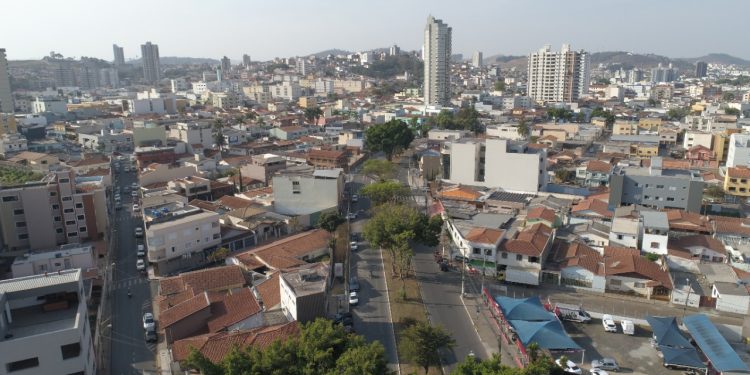 Vigilância Sanitária e Fiscalização de Posturas apuram 52 denúncias entre sexta e domingo