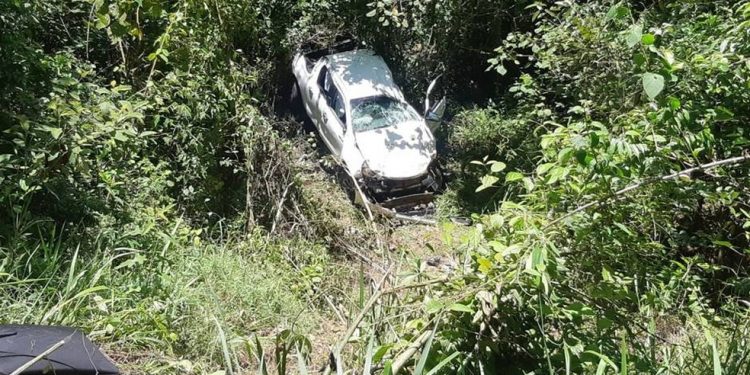 Médico encontrado morto dentro de carro na MG-290