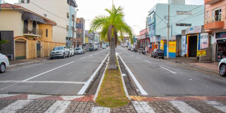 Comércio de pouso Alegre pode funcionar em horário normal