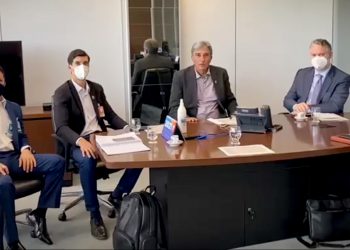 Prefeito Rafael Simões se reúne em Belo Horizonte com representantes da Cemig e do Governo do Estado