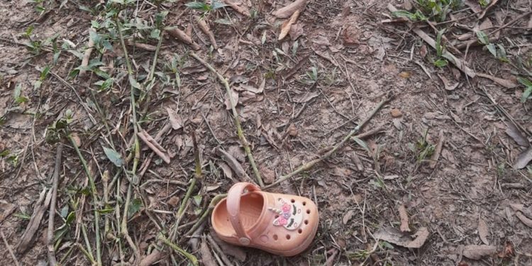 Encontrado corpo de criança que teria sido jogada em rio pelo pai