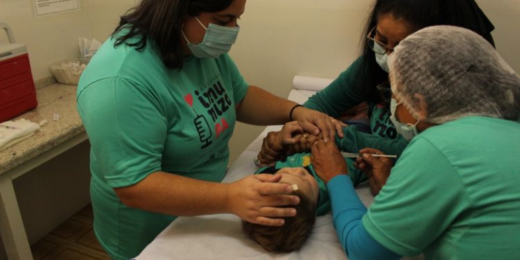 Pouso Alegre prossegue vacinação contra a GRIPE em diversos Postos de Saúde