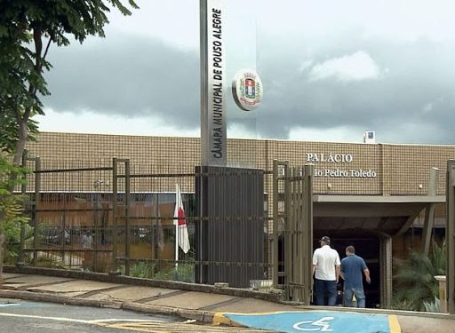 Câmara presta homenagem aos trabalhadores da área da Saúde