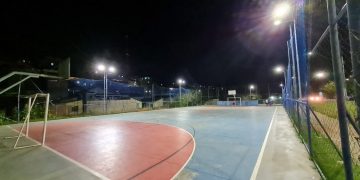 Quadras de futsal e areia do Colinas de Santa Bárbara recebem iluminação de LED