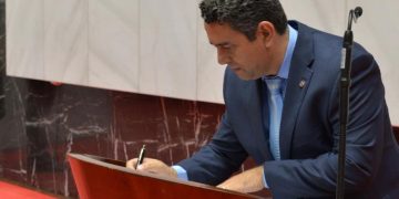 Dr. Paulo defende vacina mineira em reunião da Comissão de Saúde da ALMG