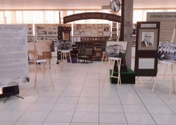 Museu Histórico Municipal Tuany Toledo realiza exposição “Escolas do Passado”