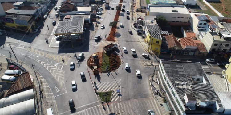 Trânsito na Avenida Perimetral terá alteração com retirada de rotatória