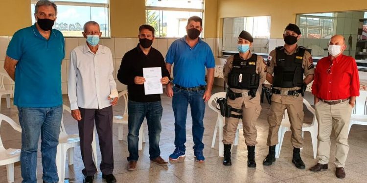 Dep. Dr Paulo e Prefeito Rafael Simões se reúnem com Prefeito de São João da Mata