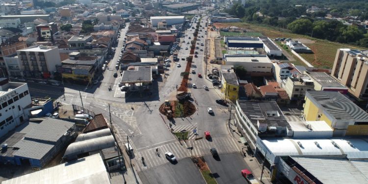 Trânsito na Avenida Perimetral terá alteração com retirada de rotatória