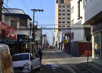 Obras para revitalização da Rua Adolfo Olinto serão retomadas na segunda-feira