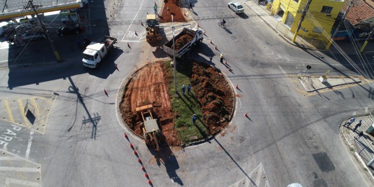 Trânsito na Avenida Perimetral terá alteração com retirada de rotatória